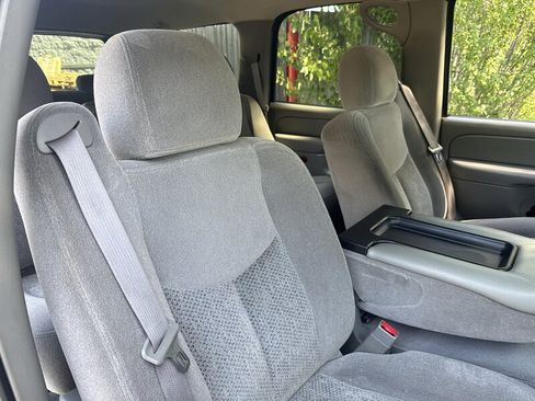 Used 2005 Chevrolet Tahoe LS AWD/4WD image 31