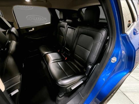 Used 2020 Ford Escape Titanium FWD image 15