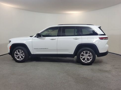 Used 2022 Jeep Grand Cherokee Limited image 4