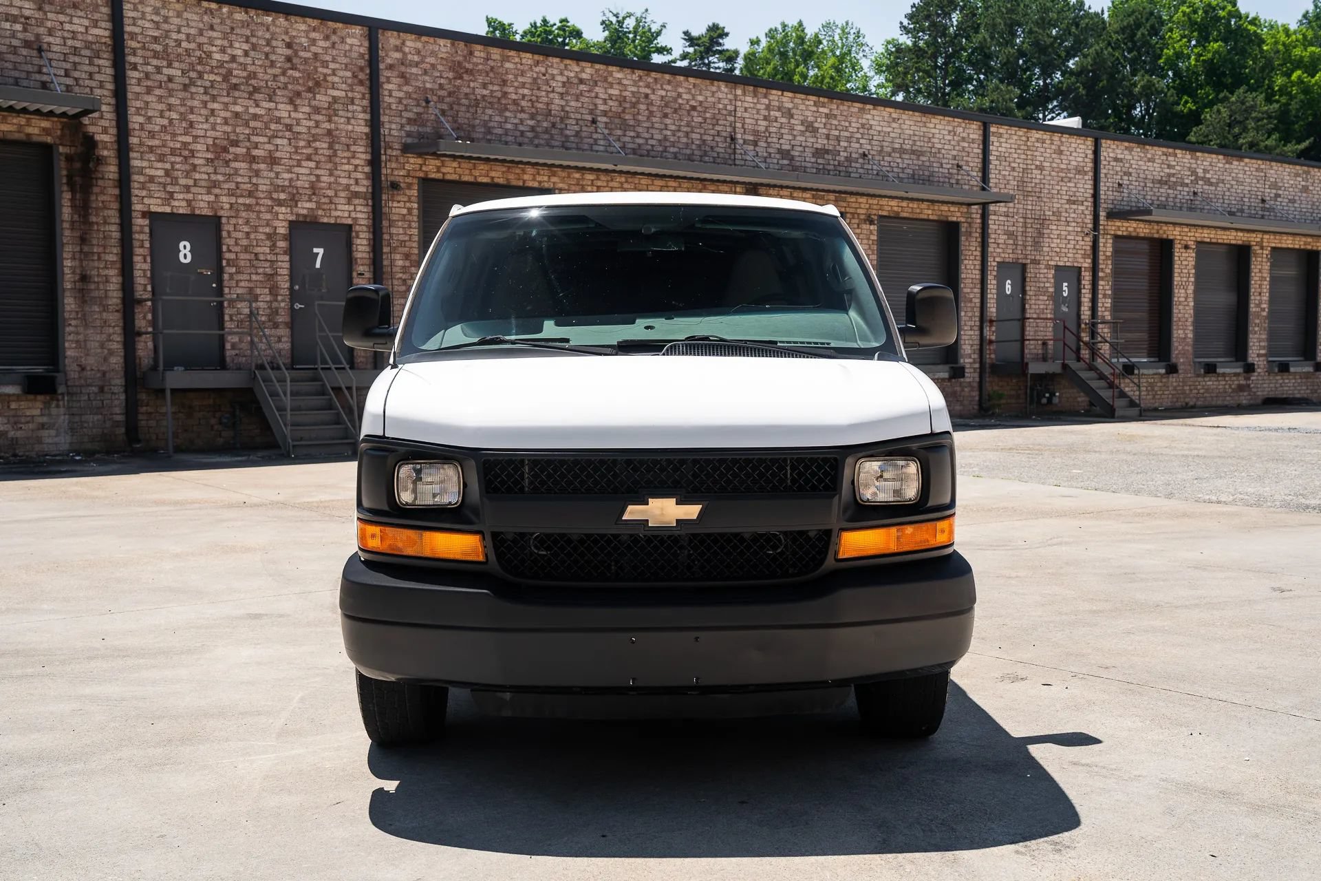 Used 2016 Chevrolet Express 2500 Extended RWD image 15