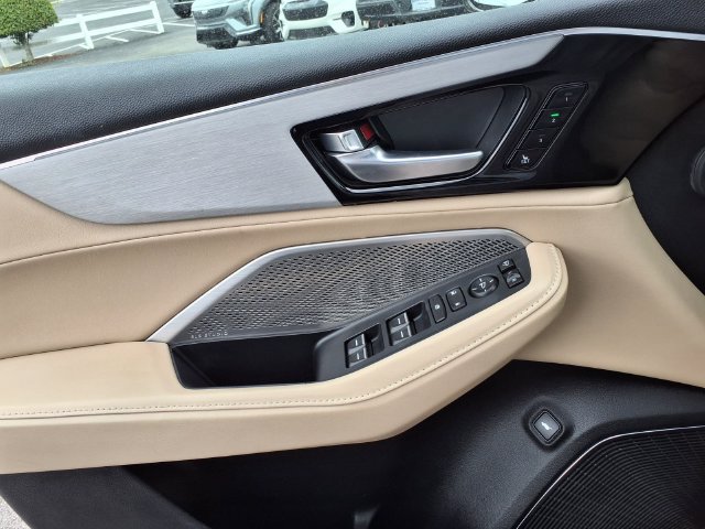 Used 2024 Acura MDX w/ Technology Package FWD image 16