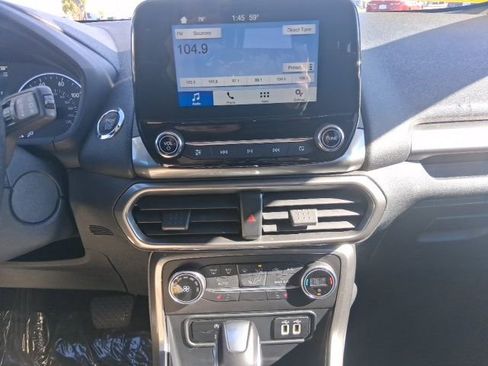 Used 2018 Ford EcoSport SE image 21