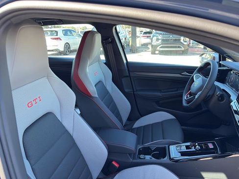 New 2026 Volkswagen GTI SE FWD image 9