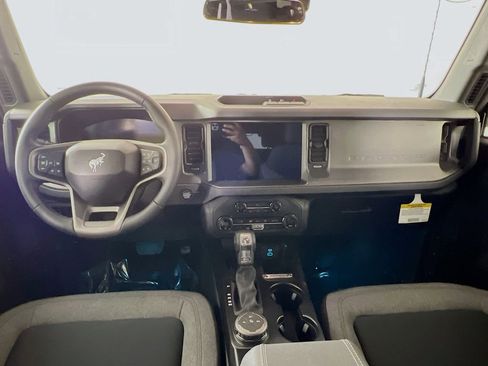 New 2025 Ford Bronco Big Bend image 7