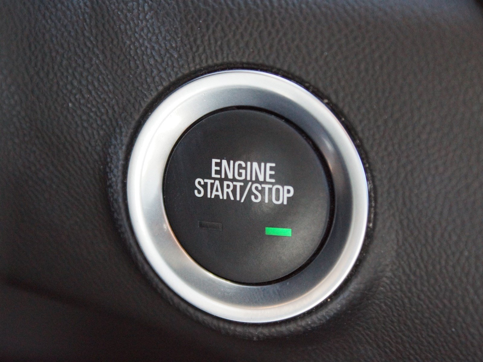 Used 2024 GMC Terrain SLE AWD/4WD image 7