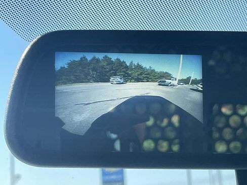 Used 2023 Chevrolet Express 2500 w/ Driver Convenience Package image 14