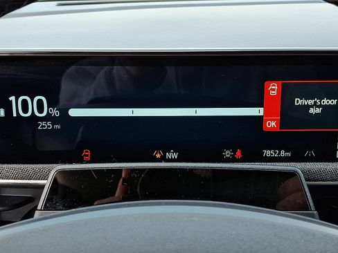 Used 2025 Ford Mustang Mach-E Premium image 23