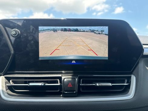 Used 2025 Chevrolet TrailBlazer LT AWD/4WD image 41