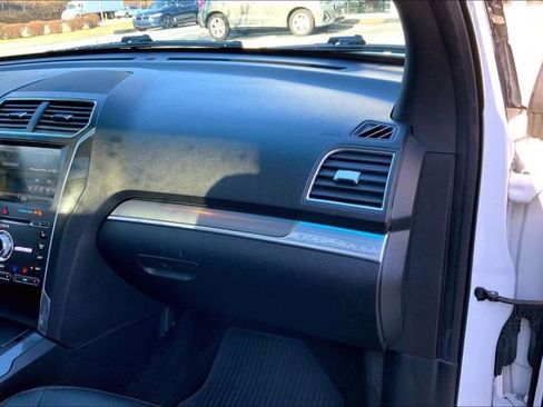 Used 2016 Ford Explorer Sport w/ Equipment Group 401A image 17