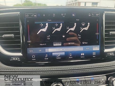 New 2027 Chrysler Pacifica Select FWD image 14