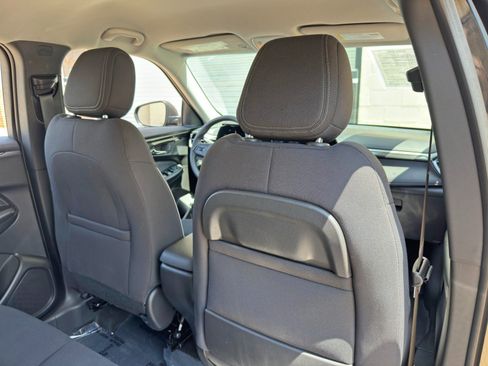 Used 2026 Chevrolet TrailBlazer LS FWD image 32