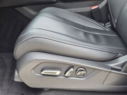 Certified 2026 Acura MDX w/ Technology Package image 24