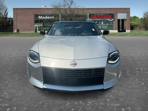 Used 2024 Nissan Z Performance w/ Floor Mat Package RWD image 6
