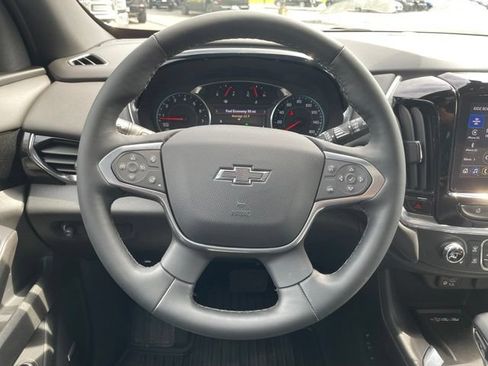 Used 2023 Chevrolet Traverse RS AWD/4WD image 14