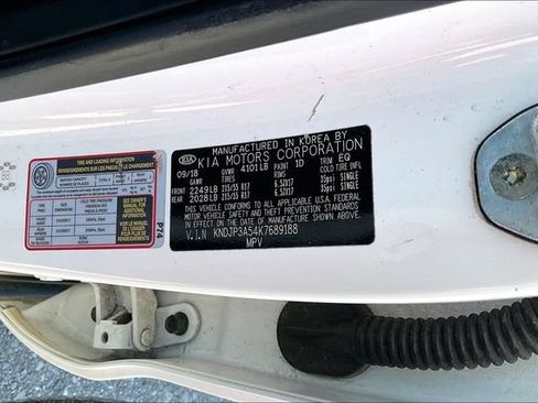 Used 2019 Kia Soul + FWD image 17