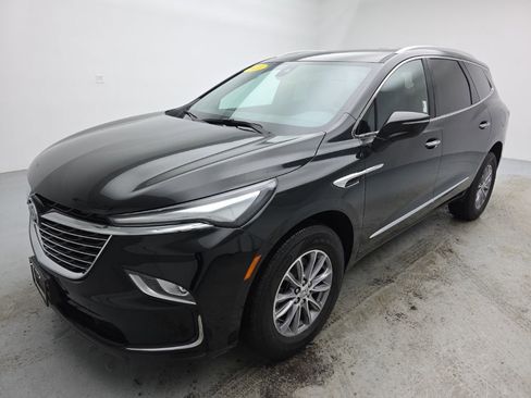Certified 2023 Buick Enclave Essence image 6