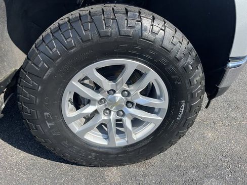 Used 2020 Chevrolet Silverado 1500 LT w/ Texas Edition image 33