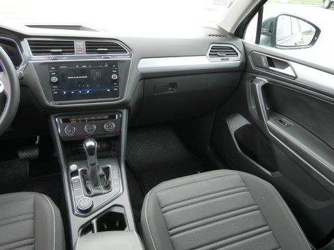 Used 2024 Volkswagen Tiguan S w/ MDO Package, Two-Row AWD/4WD image 11