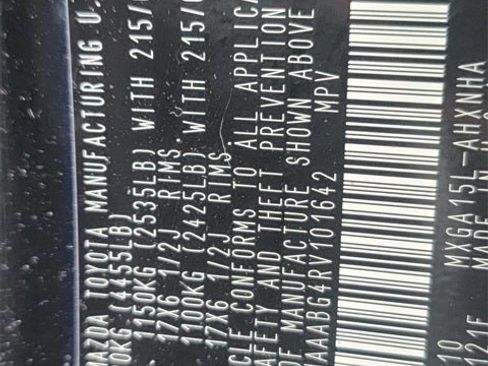 Used 2024 Toyota Corolla Cross L image 31