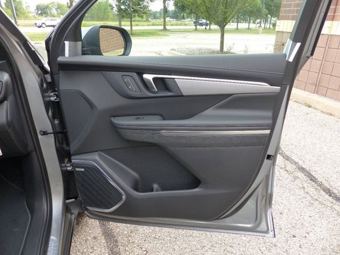 Used 2026 Buick Enclave Preferred w/ LPO, Floor Liner Package FWD image 53