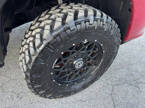 Used 2013 RAM 1500 Sport w/ Sport Premium Group image 29