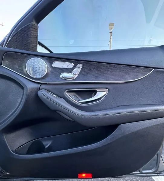 Used 2020 Mercedes-Benz C 300 Sedan image 24