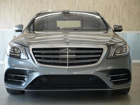 Used 2020 Mercedes-Benz S 450 Sedan image 3