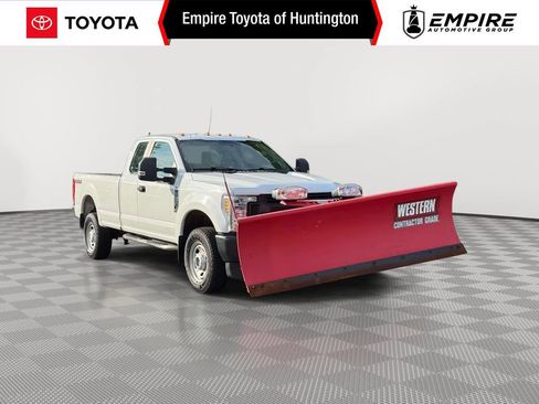 Used 2019 Ford F350 XL w/ Power Equipment Group AWD/4WD image 1