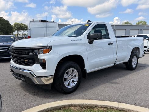 Used 2025 Chevrolet Silverado 1500 W/T RWD image 7