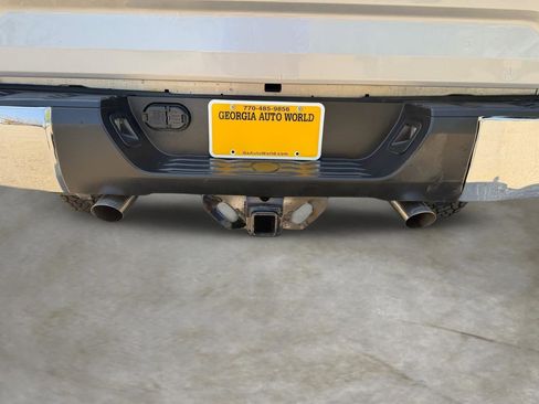 Used 2019 Toyota Tundra SR5 w/ SR5 Upgrade Package image 16