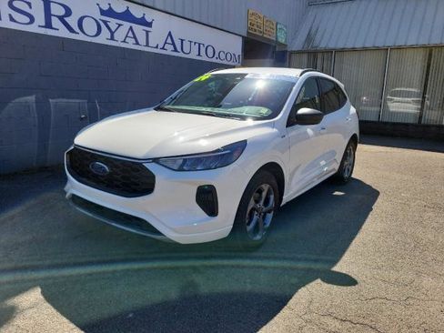 Used 2024 Ford Escape ST-Line AWD/4WD image 2