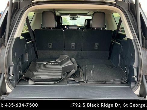 Used 2026 Ford Expedition Max Platinum w/ Driver's Package AWD/4WD image 23