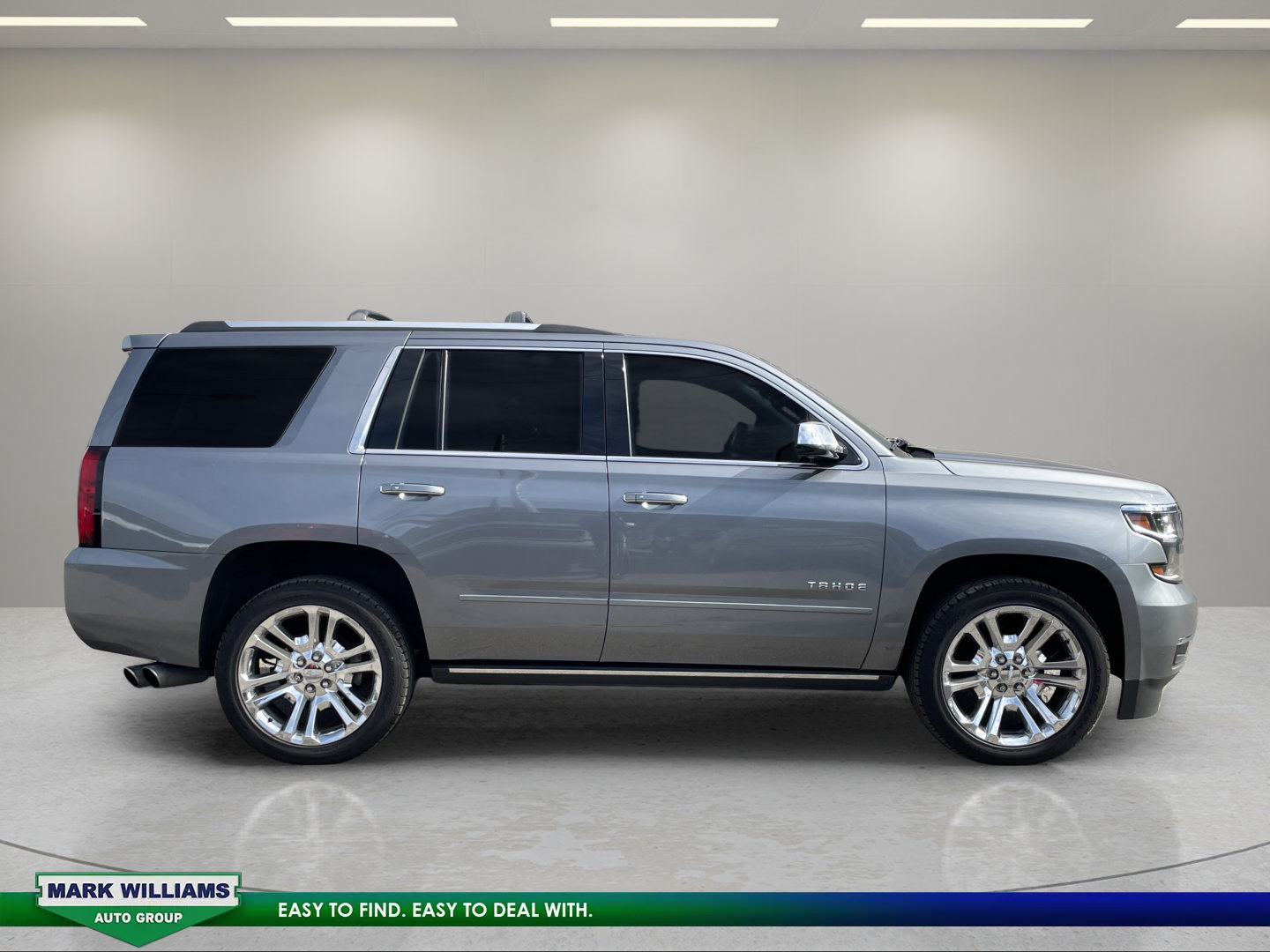 Used 2019 Chevrolet Tahoe Premier w/ Premier Plus Edition AWD/4WD image 3
