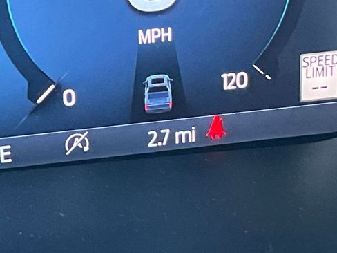 New 2025 Ford F150 Lariat w/ Equipment Group 501A Mid image 16