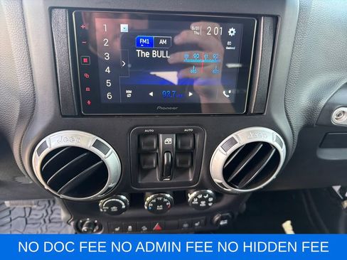 Used 2017 Jeep Wrangler Unlimited Rubicon AWD/4WD image 20