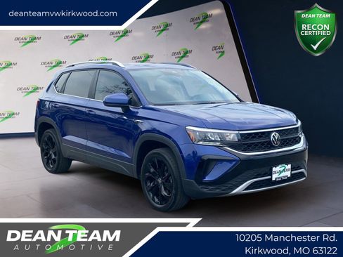 Used 2022 Volkswagen Taos SE w/ Panoramic Sunroof Package image 1