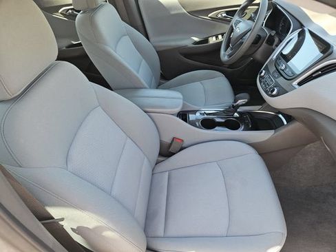 Used 2025 Chevrolet Malibu LT FWD image 15