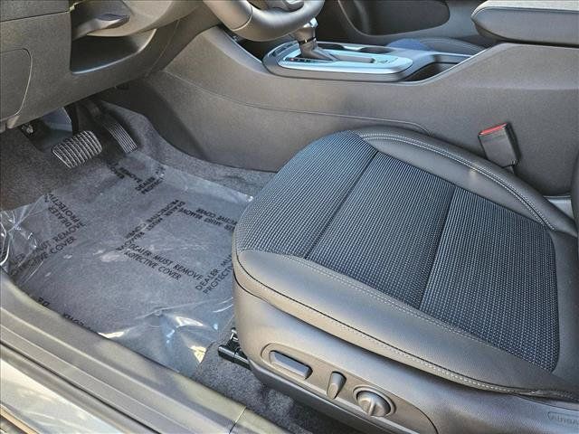 New 2026 Buick Envista Sport Touring w/ Convenience I Package FWD image 4