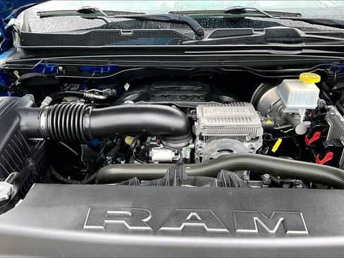 Used 2022 RAM 1500 Laramie AWD/4WD image 33
