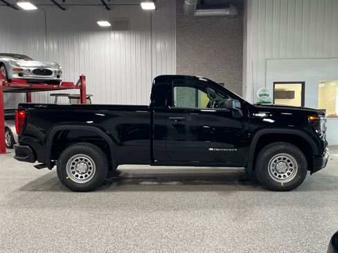 New 2026 GMC Sierra 1500 Pro AWD/4WD image 7
