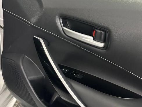 Used 2021 Toyota Corolla XSE FWD image 28