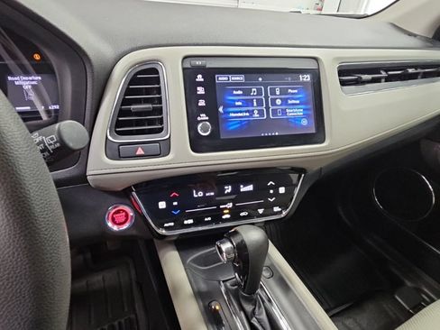 Used 2019 Honda HR-V EX image 13