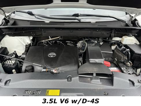 Used 2019 Toyota Highlander Limited Platinum image 12
