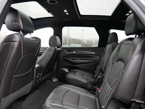 Used 2024 Buick Enclave Avenir w/ Avenir Technology Package image 11