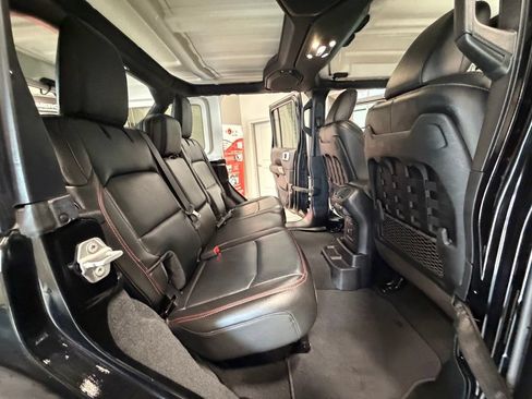 Used 2021 Jeep Wrangler Unlimited Rubicon AWD/4WD image 48