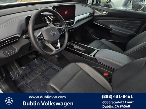 Used 2023 Volkswagen ID.4 Pro S image 9