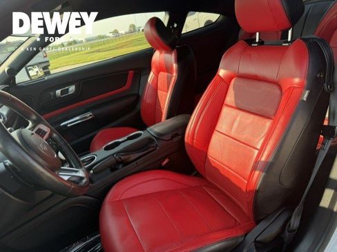 Used 2020 Ford Mustang GT Premium w/ GT Performance Package RWD image 16