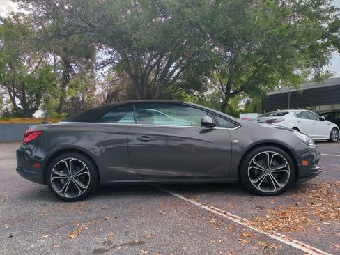 Used 2016 Buick Cascada Premium image 4