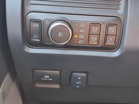 New 2026 Ford F250 Lariat w/ Black Appearance Package image 11