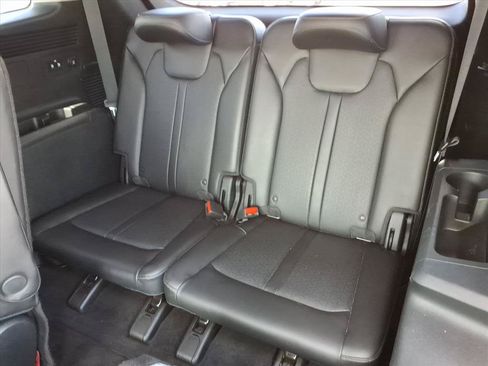 Used 2023 Kia Sorento EX w/ Panoramic Sunroof Package FWD image 14